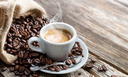 Elogio del caffè, la bevanda più consumata al mondo dopo l’acqua