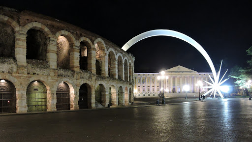 Fondazione Verona per l’Arena ridona la bianca stella a Piazza Bra
