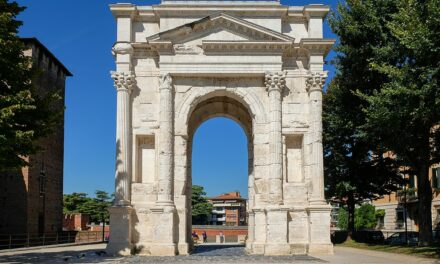 Verona romana: l’arco celebrativo della famiglia dei Gavi