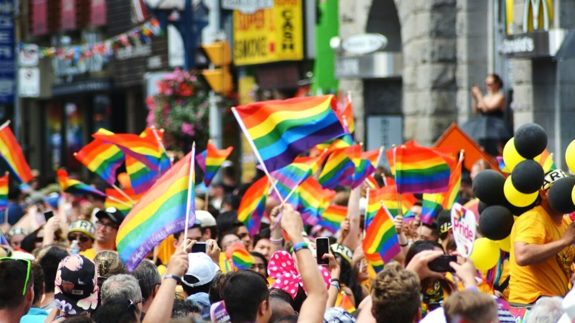 Il Pride Month: ecco che giugno si tinge di arcobaleno