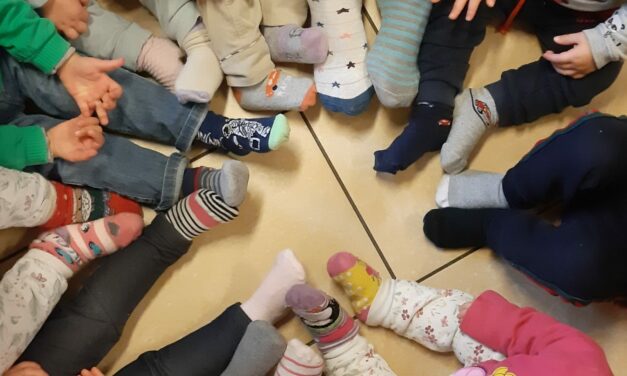 La giornata dei calzini spaiati: accogliamo la diversità