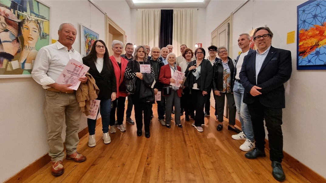 Liberart Group, le emozioni prendono vita: a Cerea un fiore contro la violenza