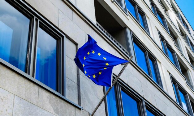 Europa, la vera sfida al dollaro passa da sovranità fiscale, difesa comune e mercati dei capitali